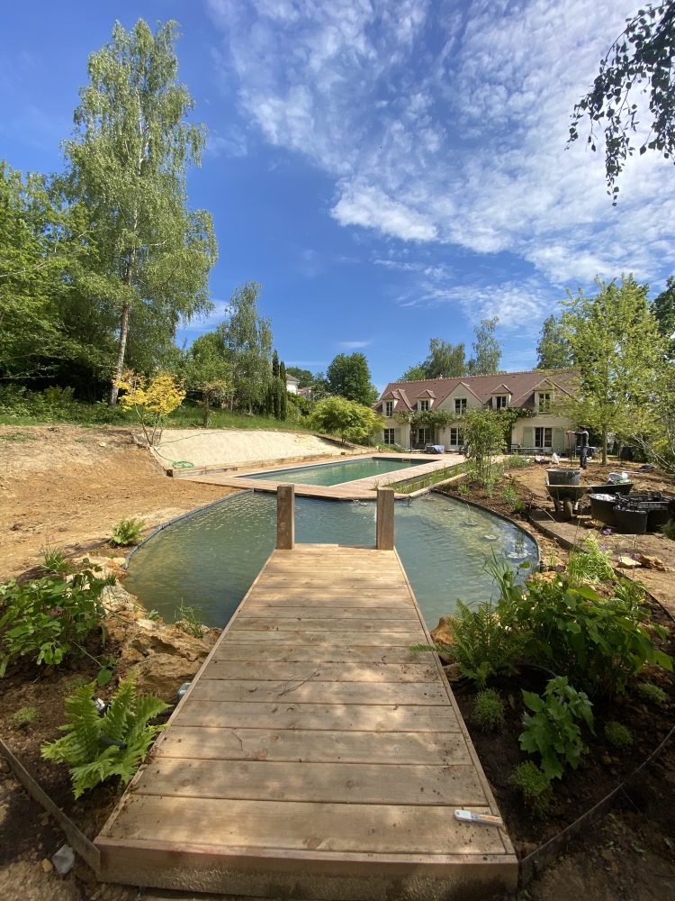 amenagement bassin piscine naturelle terrasse bois 78 yvelines orgeval saint nom la breteche chambourcy saint germain en laye vesinet jardin paysagiste  